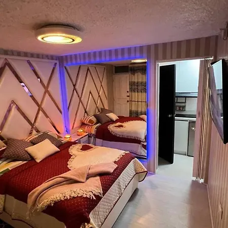 Hotel Gold House Oro